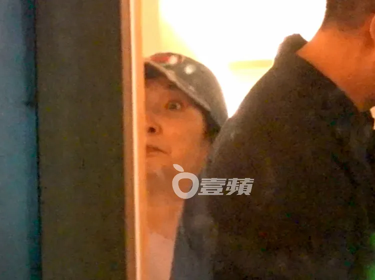 黃嘉千也是當晚的座上賓。特勤中心攝