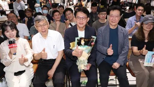 柯文哲憂議員選戰這樣說　林俊憲：嚴重懷疑阿北偷臭黃國昌