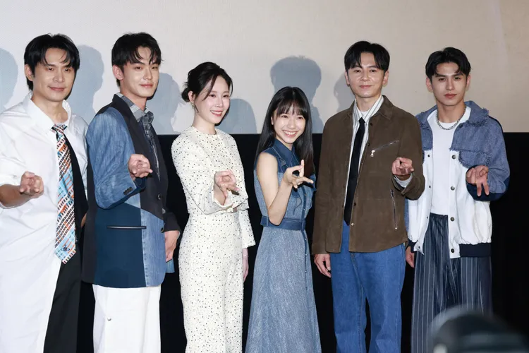 姚淳耀（左起）、邱勝揚、亘晏、朱勻甄、李國毅、徐祥竣合體宣傳。彭欣偉攝