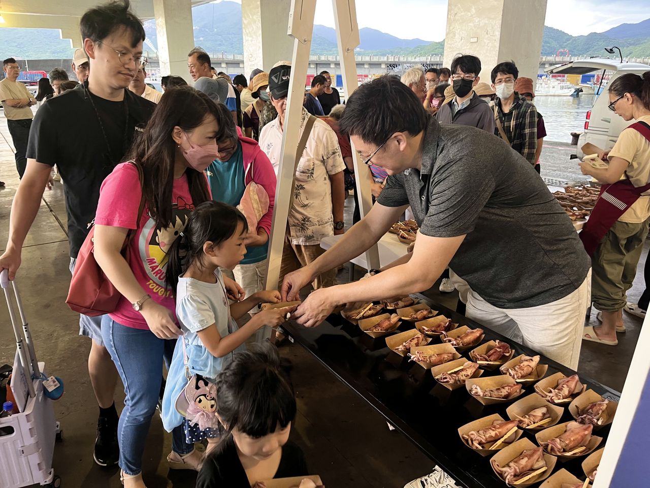 新北深澳小卷季來了!四天限定品海味 福袋、海釣體驗一次玩