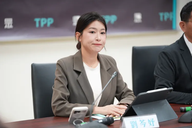 民眾黨台中市議員參選人劉芩妤。彭欣偉攝