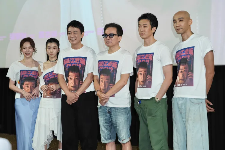 王宣（左起）、陳怡佳、王識賢、孫鵬、張懷秋和林道禹。彭欣偉攝