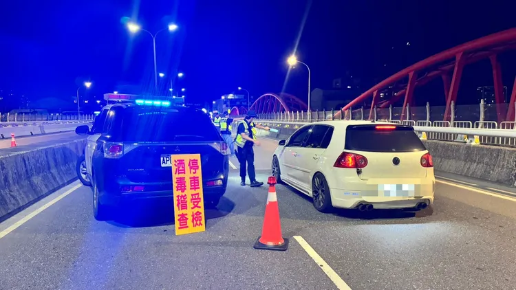 警方設置91處路檢點。翻攝畫面
