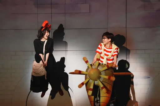 颱風打亂取消3場今首演！《魔女宅急便》團隊體驗台灣文化吃泡麵