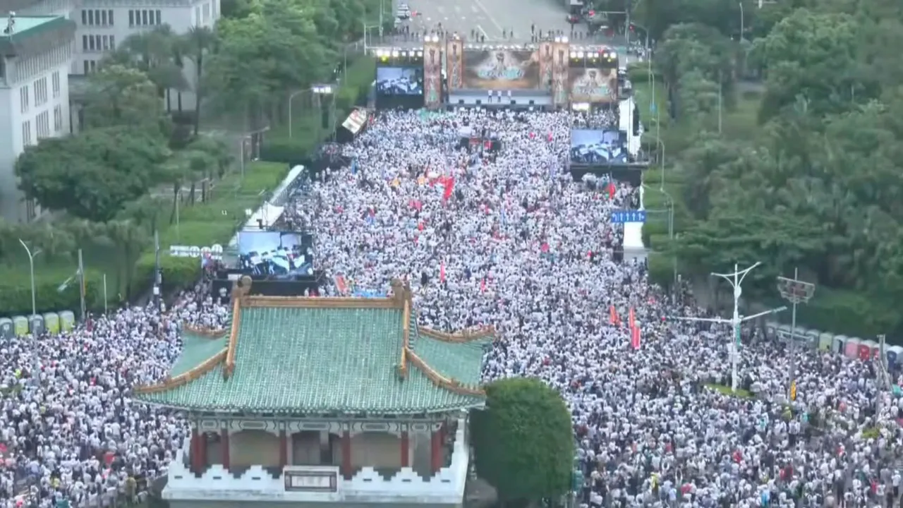 圖輯｜凱道反毒油　國民黨團po現場照「人潮已經滿過景福門」
