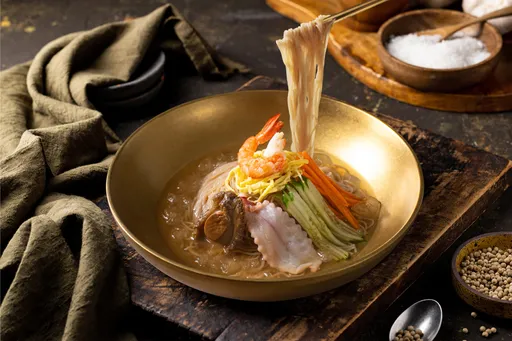 高溫胃口大解救！豆府三大韓式品牌推水冷麵　即日起冰涼登場