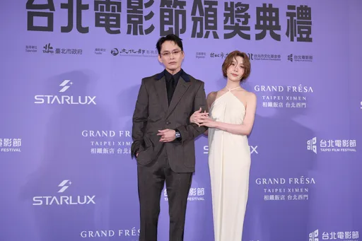 台北電影獎｜黃鐙輝咬耳朵蔡淑臻掀騷動　砸錢治裝：有人說我帥過阮經天