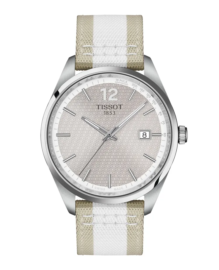 TISSOT PR100自行車款石英腕錶40mm，9500元。品牌提供