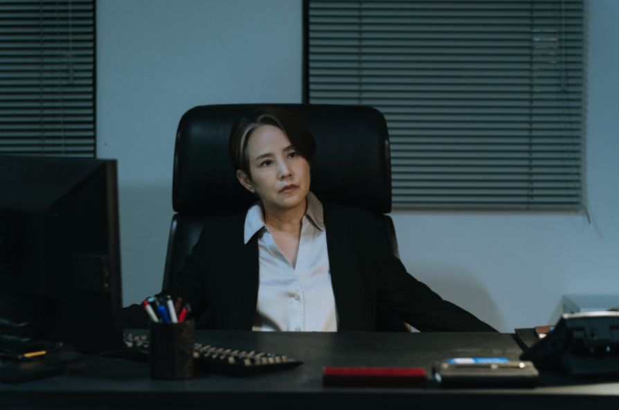 金鐘視后李明依怒了! 開轟政府雙標「不認錯、不道歉、不作為」