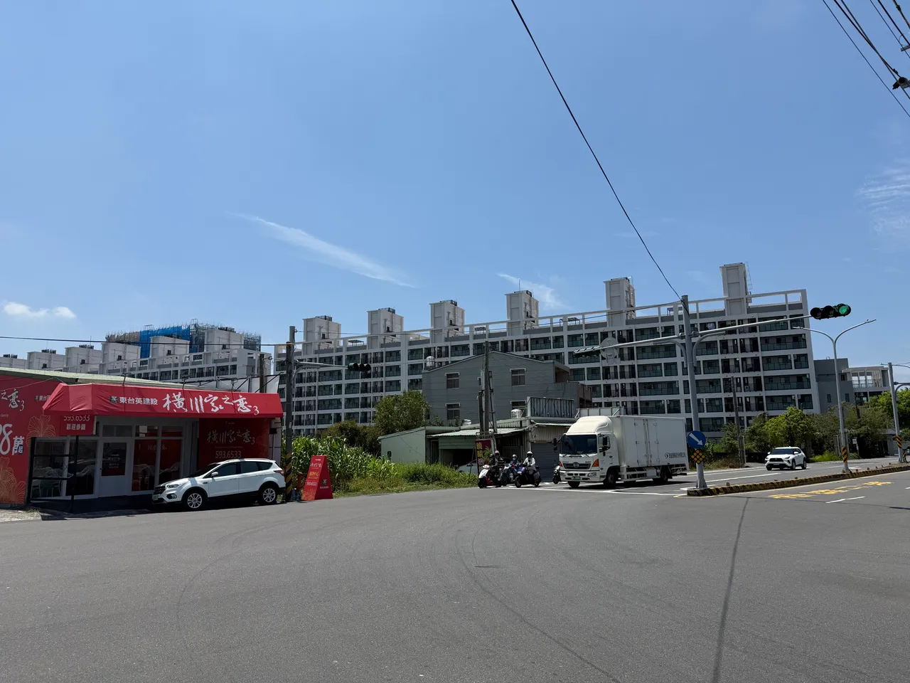 房市買氣冷清，蛋白蛋殼區房價修正力道大。葉家銘攝