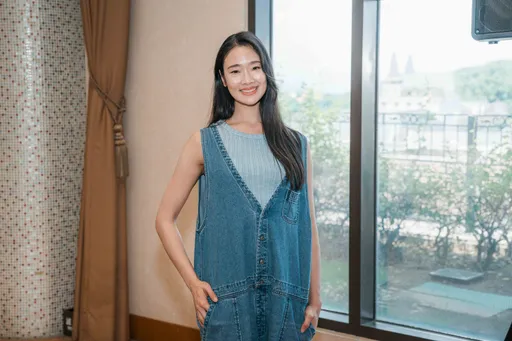 茱蒂蒙來台拍戲頻出意外！泰國算命師指定「台南天后宮」參拜保平安　