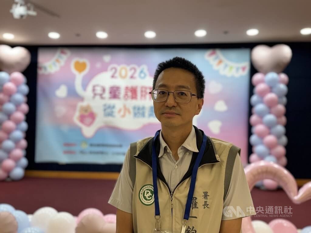 羅一鈞:本週新冠恐逼近萬人 建議慢性病患與長者戴口罩