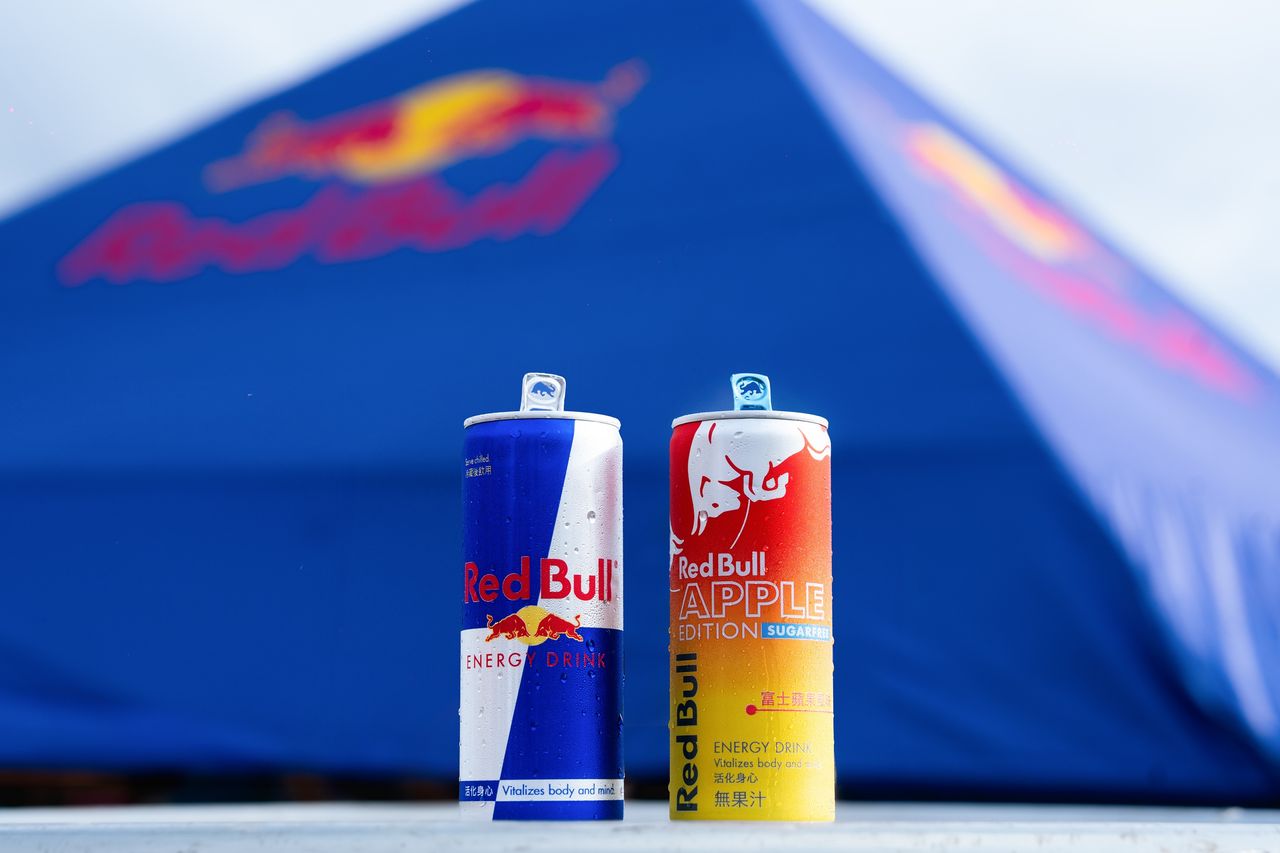 Red Bull富士蘋果風味上市 攜手大苑子推限定能量調飲