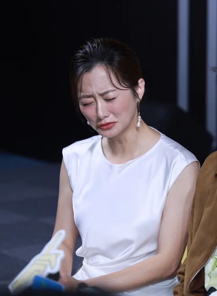 趙小僑模仿女兒哭的模樣，活靈活現。彭欣偉攝