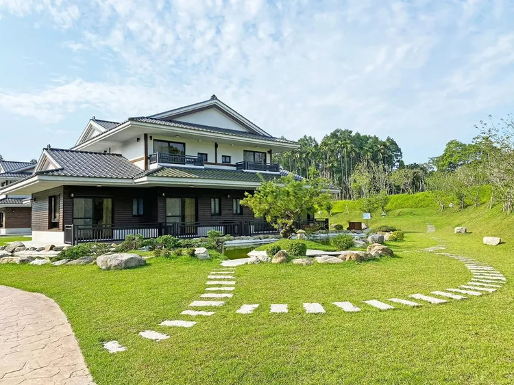 「玄町本二家日式旅宿」以傳統日式建築與庭院設計，成功出圈首獲獎項。業者提供