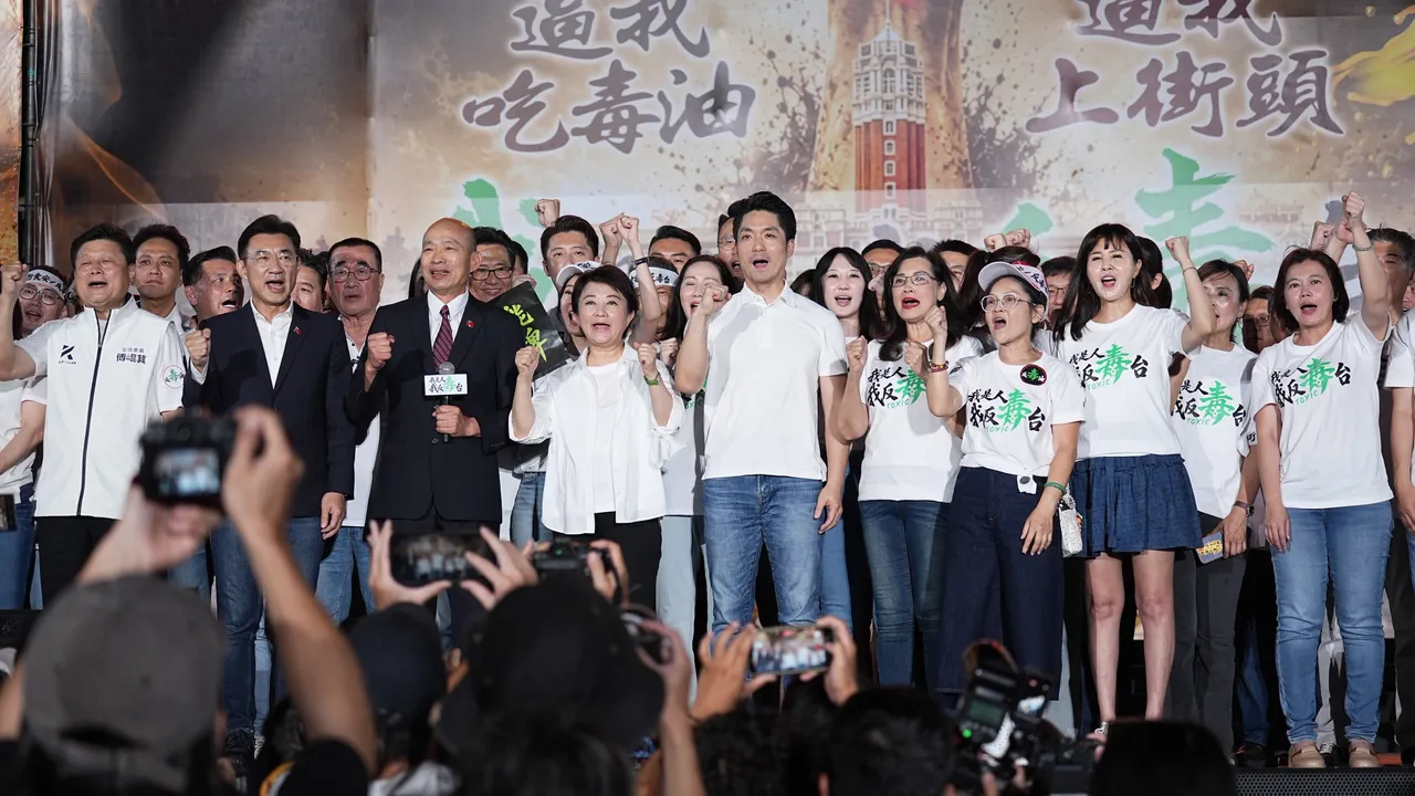 凱道20萬人抗議　府院都說「縣市長快回工作崗位守護食安」