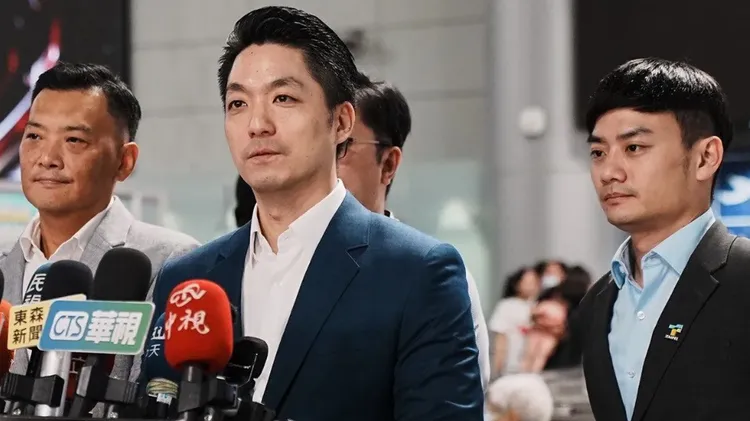 蔣萬安近日提出倒閣議題，資深媒體人詹凌瑀認為他在刷存在感。北市府提供