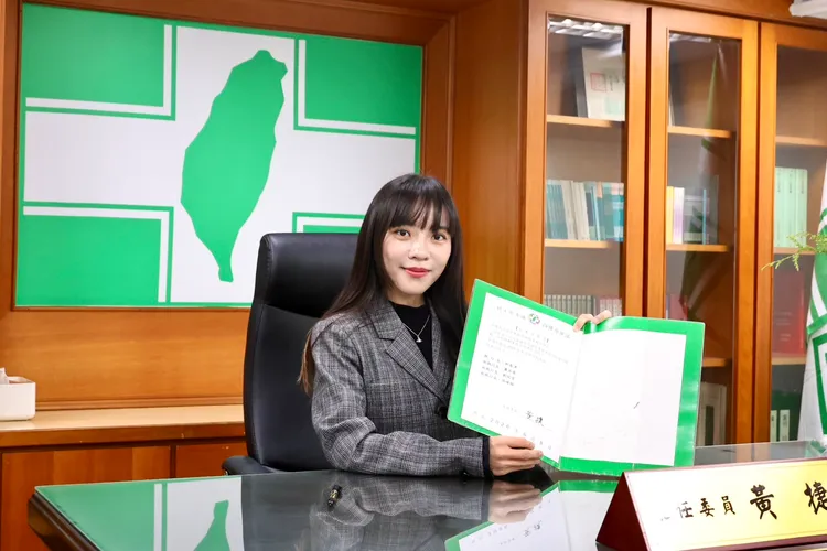 近年積極經營高雄黨務的高雄市黨部主委黃捷，被視為重要的中生代人物。資料照