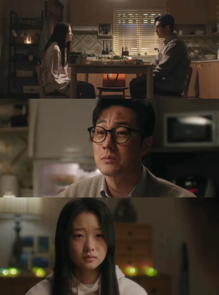蘇志燮與飾演女兒的徐貹旼好不容易團聚，卻是最後晚餐，父女情深哭爆劇迷。翻攝Netflix