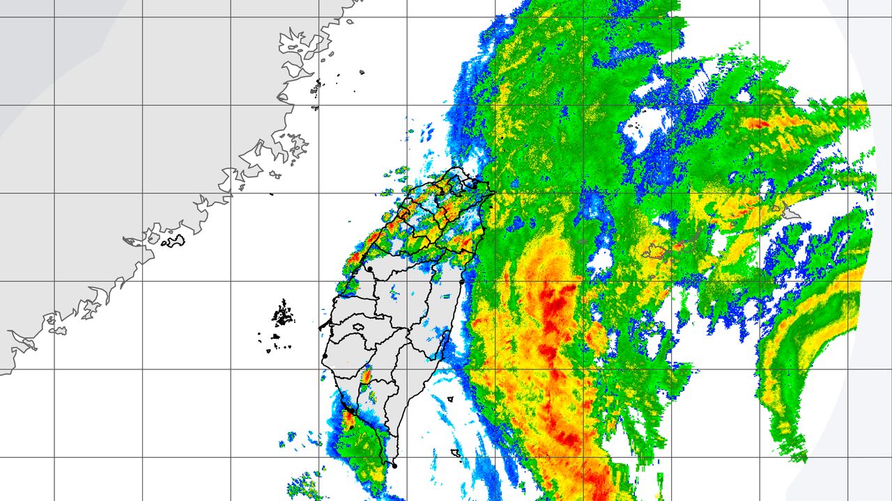 深夜暴風圈觸陸 專家提醒:將有「持續性」豪大雨配合強風