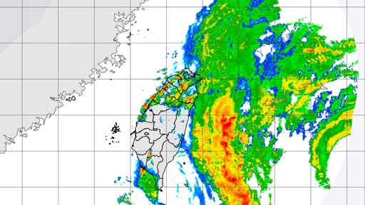 深夜暴風圈觸陸　專家提醒：將有「持續性」豪大雨配合強風