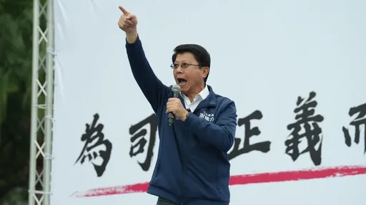 他諷謝龍介「新中華民國違停之父」　用這邏輯要封殺民眾檢舉