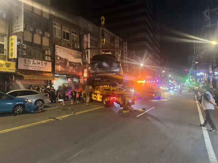 車禍現場。桃園警分局提供