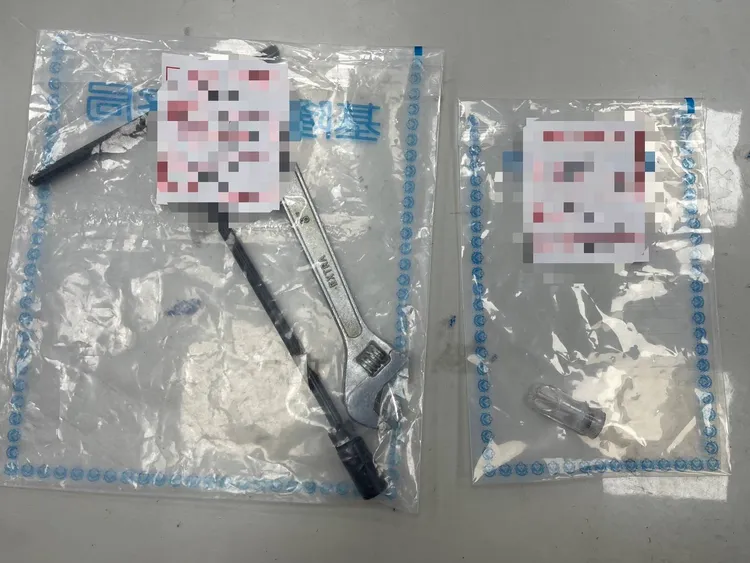 警方在張男身上查獲喪屍煙彈一顆。翻攝照片