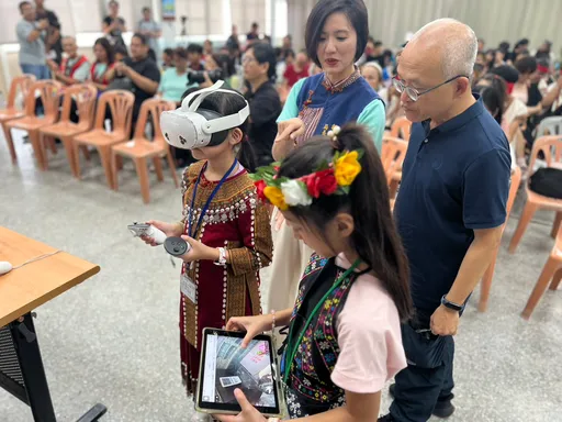 從青銅刀到竹筒飯都能「親身體驗」！　新北VR教材帶孩子走進原民文化