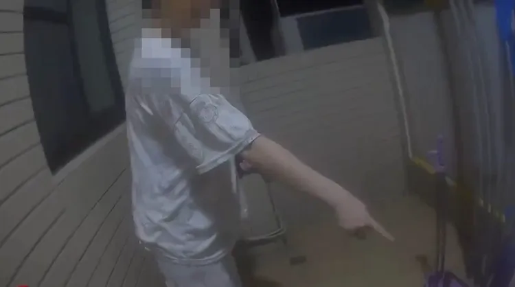 婦人家中發現鳥屍而報警求助。一分局提供