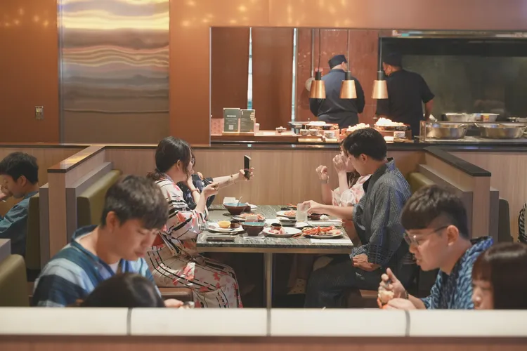 旭集用餐示意圖。饗賓集團提供