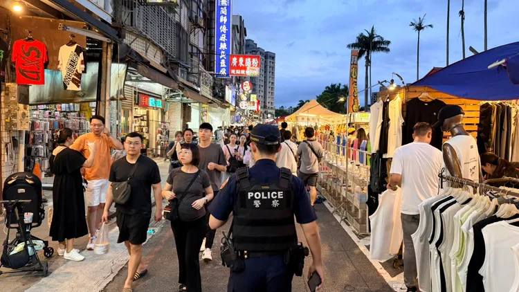 警方強力執法。中壢警分局提供