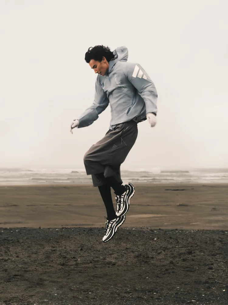adidas推出全新FOS先鋒運動系列。品牌提供