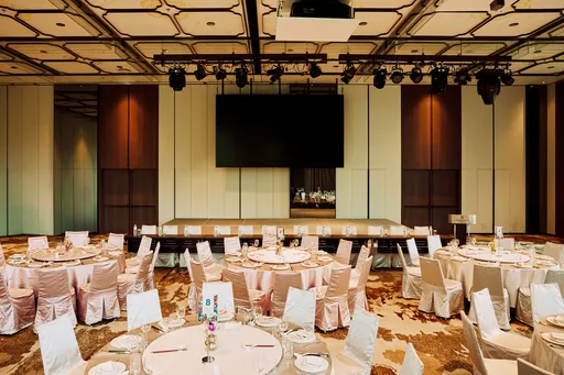 台北士林萬麗酒店推沉浸式婚宴　山景結合LED光影打造夢幻婚禮