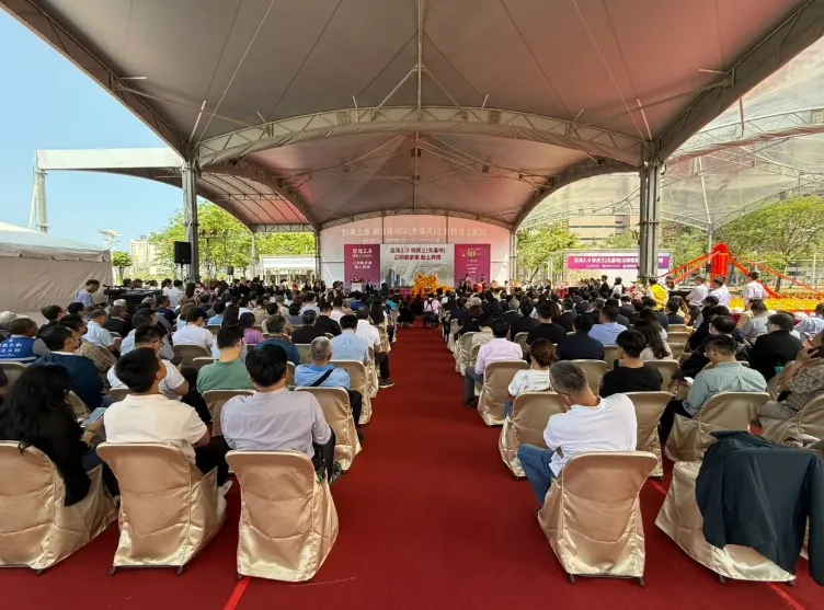 興富發特貿三將釋出2200戶微型商辦，將對市場產生爆炸性供給，市場評估將大幅拉抬南高雄房市能見度。葉家銘攝