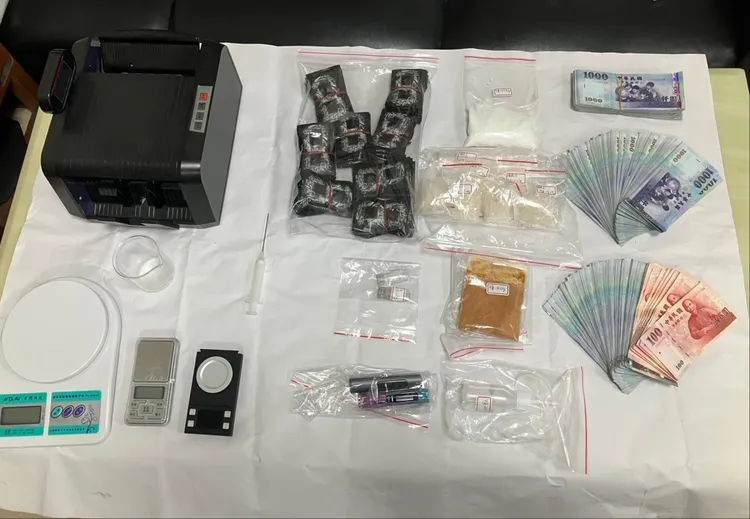 查獲毒品。中壢警分局提供