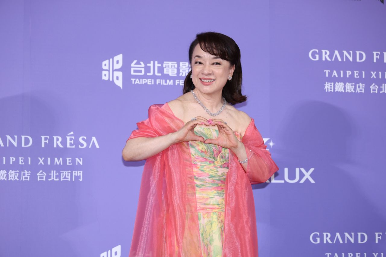 台北電影獎紅毯|翁倩玉母去年離世 今爭女配角獎:她在天上看得到