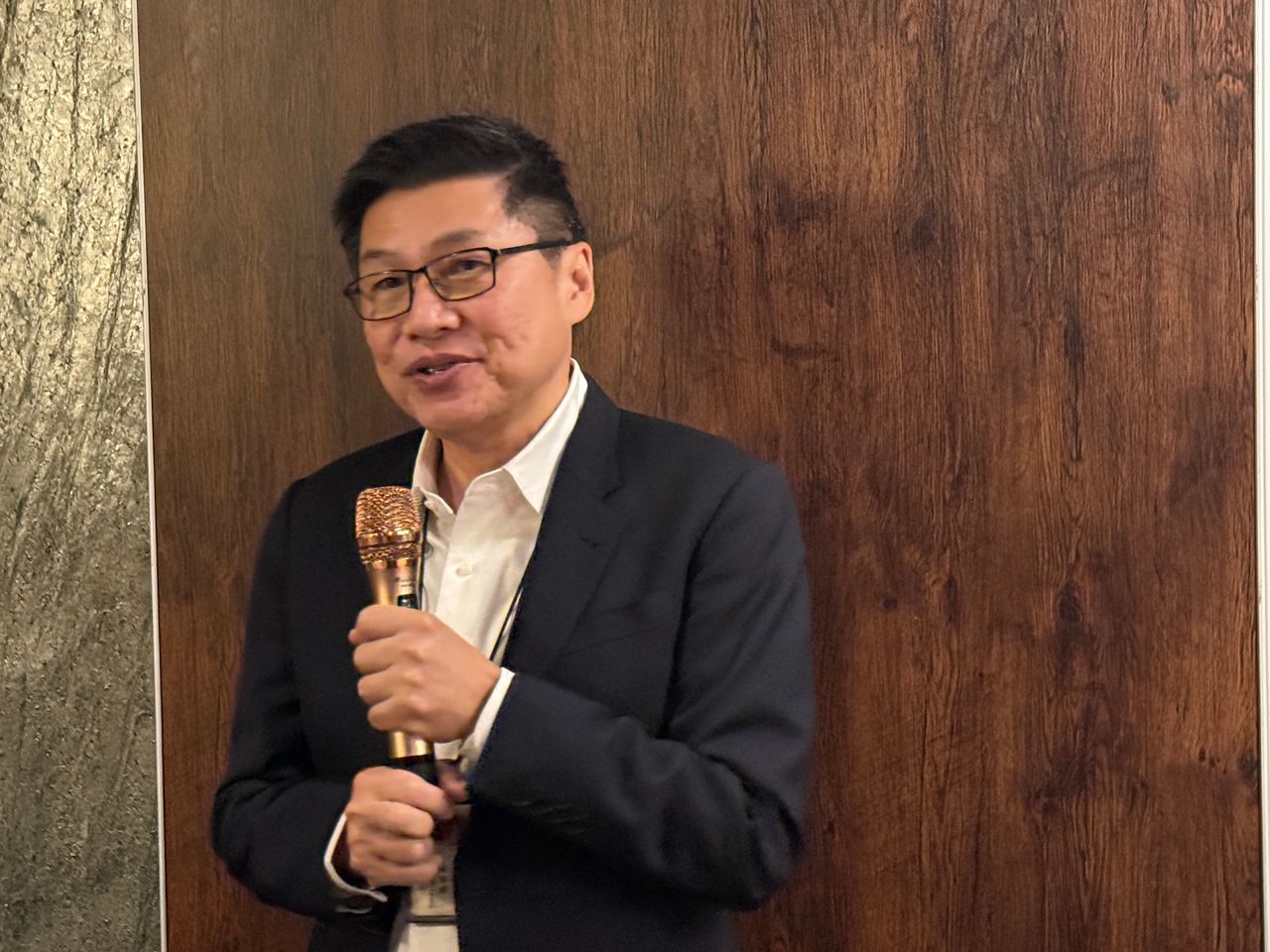 看好AI「賣鏟子」商機!安聯Q3 推亞洲半導體主動式ETF 這樣看台股布局時機