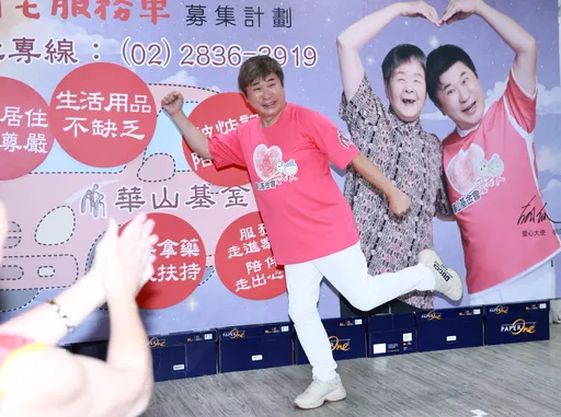 胡瓜籌辦公益演唱會邀約受創驚吐「停辦2年」　許願退休前與師父張菲合體