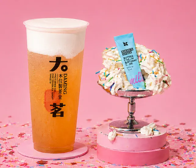 契爾氏與大茗合作，打造限定飲品「雲朵奶蓋蘋果玉露青」。品牌提供