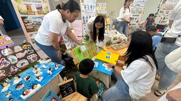 桃園推幼兒「永續與多元閱讀」。教育局提供