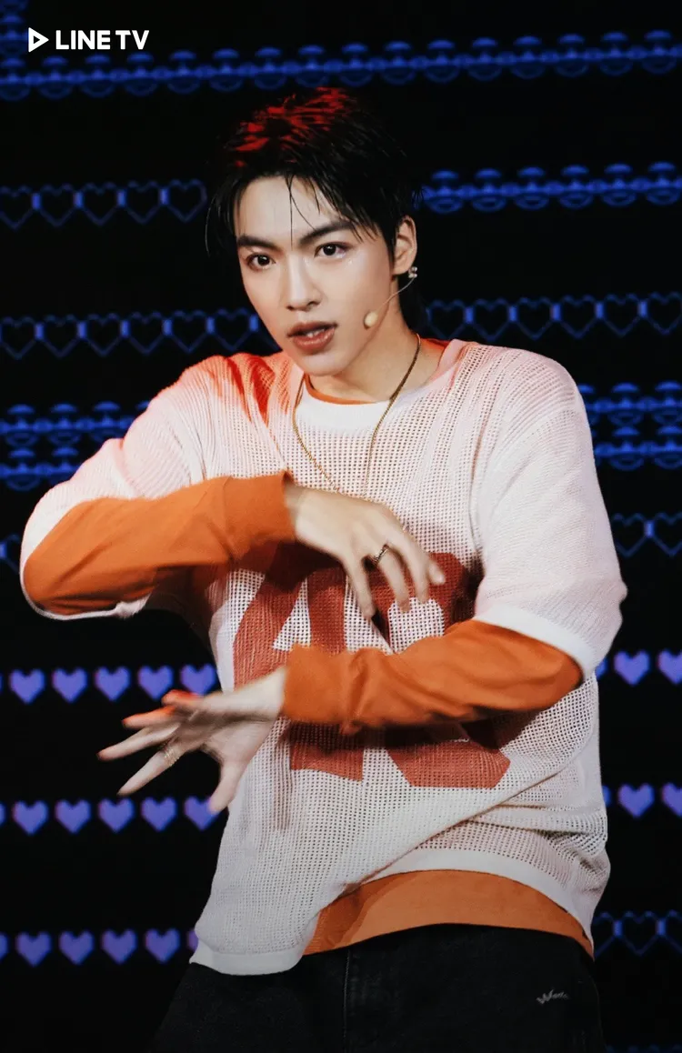 威廉飾演男團 rayZ 中的氣氛擔當「小子」。LINE TV 提供