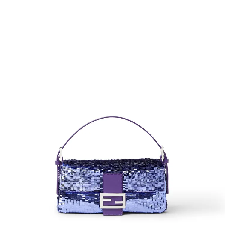 FENDI Baguette 26424紫色亮片款，18萬4000元。品牌提供