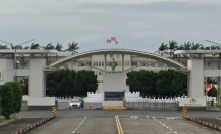陸軍司令部表示已經將林員調離現職，後續將伊相關規定懲處。翻攝自google map