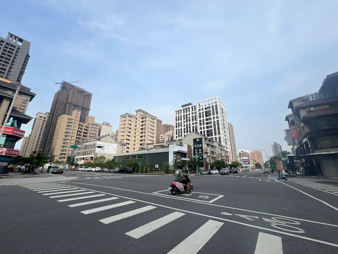 他談高雄房價崩跌遭出征　再爆建案「送家電裝潢沒人買」
