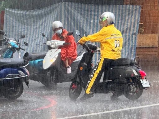 注意！2縣市大雨來了