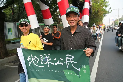 獨家｜藝文團體的貼心「天使」！示現台灣俠義精神　浪漫企業家楊博名永別人間