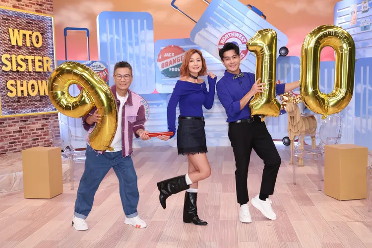 沈玉琳(左)主持的《百分百娛樂》和郭彥均(右)、莎莎(中)主持的《WTO姐妹會》時段相連。莊宗達攝