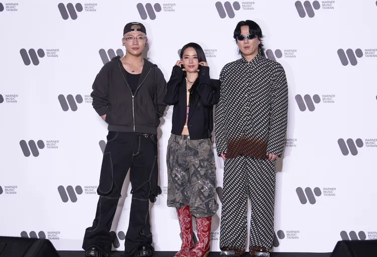 ØZI上周與蔡依林、蕭煌奇舉辦金曲慶功宴。彭欣偉攝
