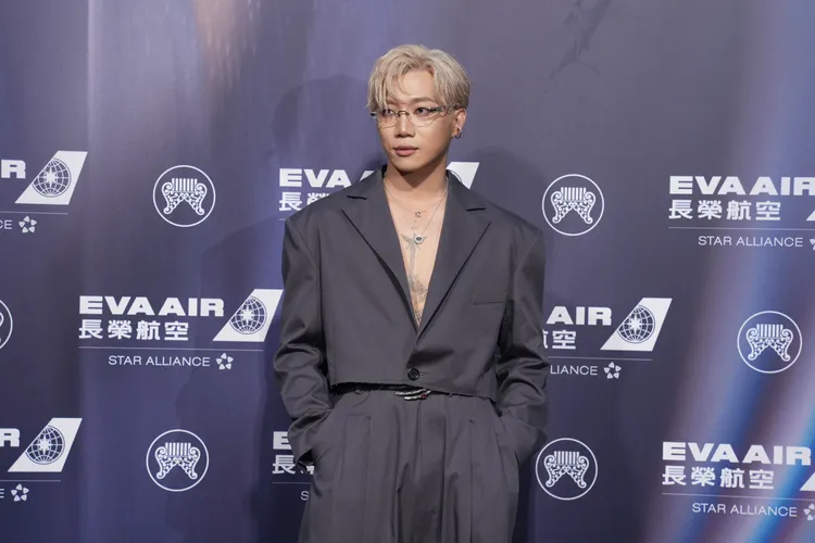 ØZI上周再次獲金曲獎肯定。娛樂中心攝